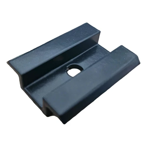 Middenklem PV laag L50 zwart gelakt 002-045 (1)