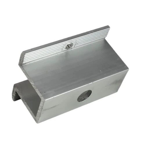 Middenklem H25 L50 met aardingspen PV-04-09 (2)